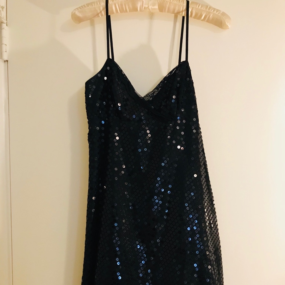 Back sequins dress